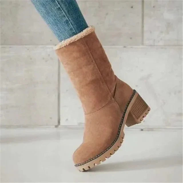 REYNA™ | Mid-height wool boots